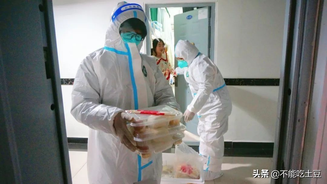 吉林大学的隔离餐有多好？网友：看完就知道985大学好