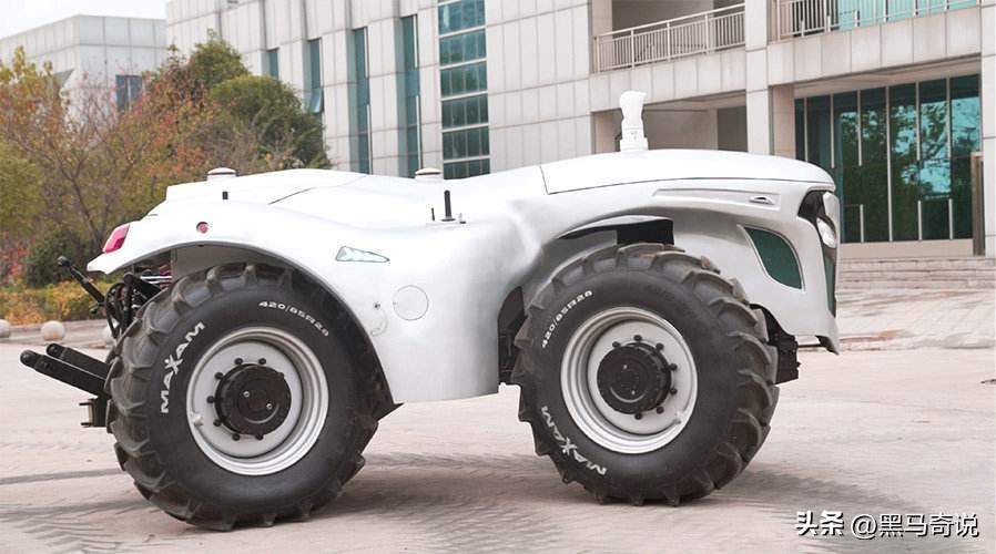 国产拖拉机惨遭滑铁卢，在非洲市场干不过印度，印度能支愣起来吗