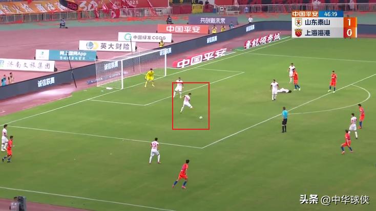 费莱尼犯规视频完整版,费莱尼进球被吹压人犯规最后结果