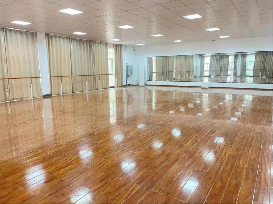 9大理由揭秘：在这个学校为何既能快乐学习，个性又能自由发展？