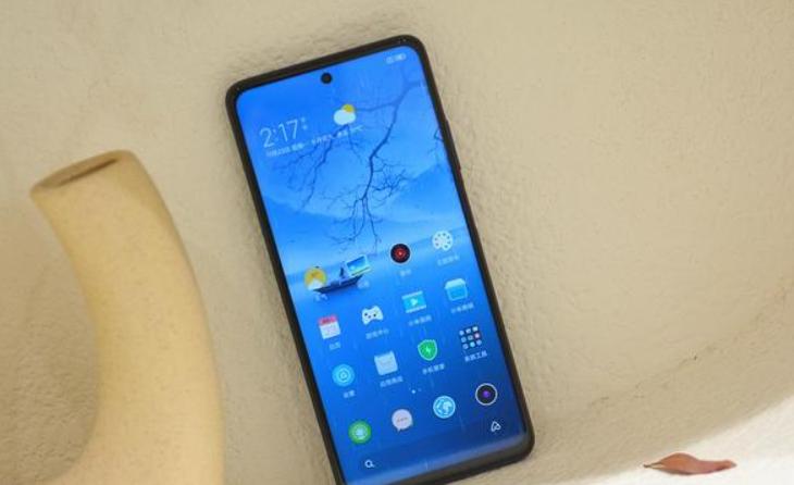 性价比超高一亿像素的千元机,性价比最高屏幕最好的千元机