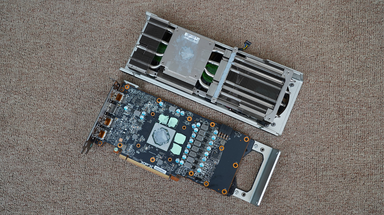 我骗媳妇说这是大号路由器，偷偷打造了一台高颜值ITX主机