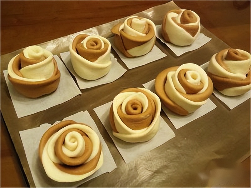 致最爱的人：双色玫瑰花卷，周日母亲节为妈妈送上“懂事”的礼物