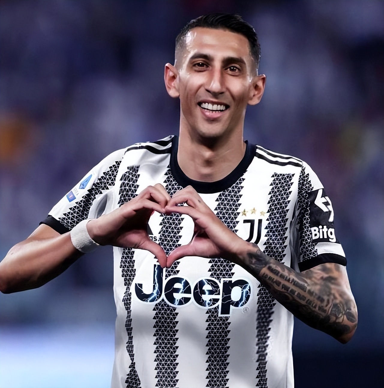 进补：尤文图斯引入科斯蒂奇后，仍要补强锋线，巴萨主力来投