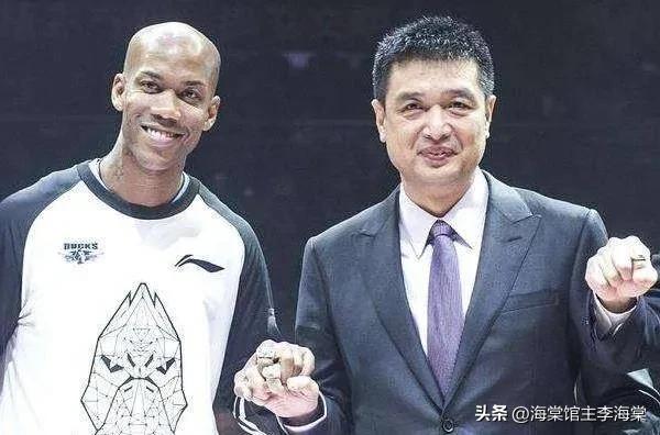 CBA中职篮下赛季闵鹿蕾会出任北京控股的主教练是一个劣质谣言。