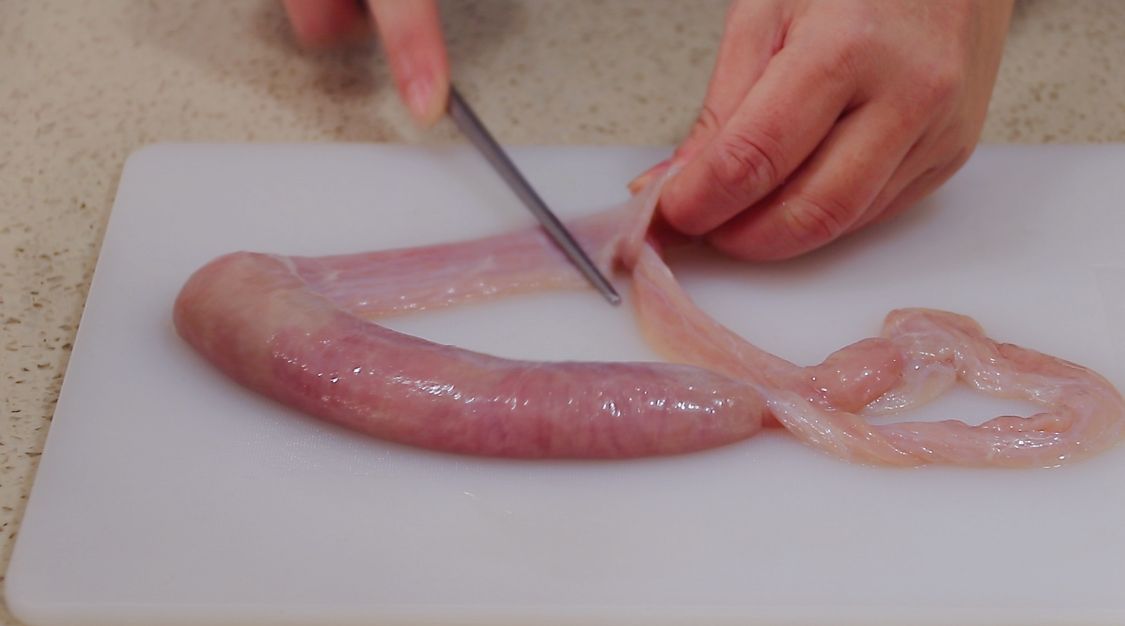 又到了灌香肠的季节,又到了一年一度灌腊肠的时候了