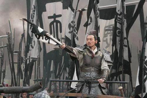 他杀兄夺位，杀民殉女，任贤用能，破楚攻越，一个狠字成霸业