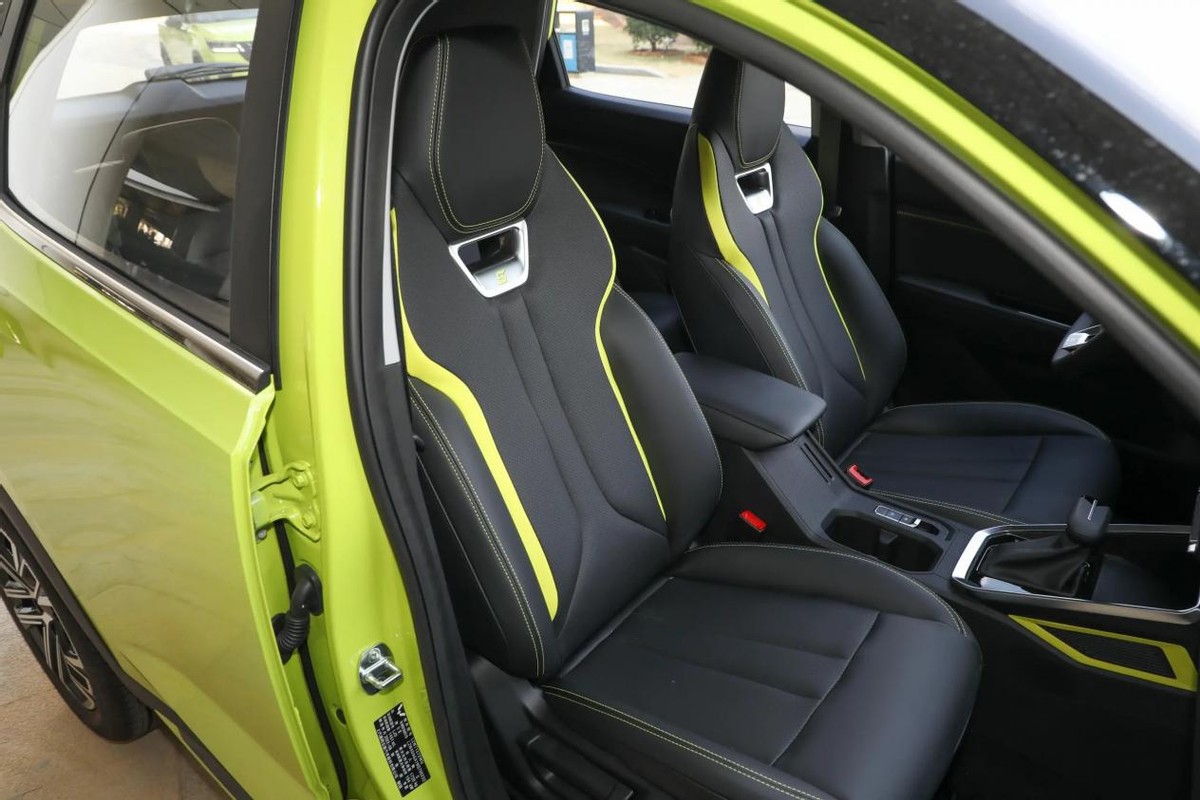 新能源车纯电车推荐车型,年轻人第一辆新能源车纯电车推荐