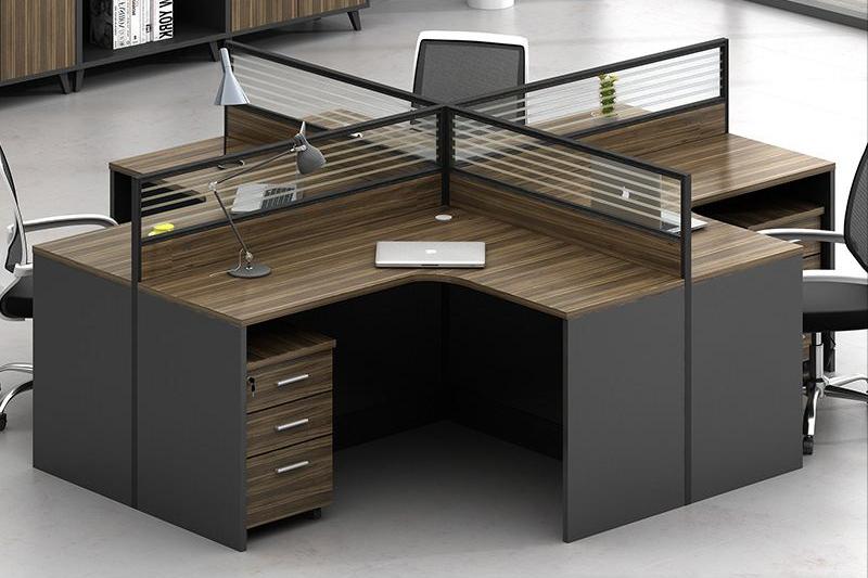 办公桌如何摆有品位,办公桌应该摆什么物件