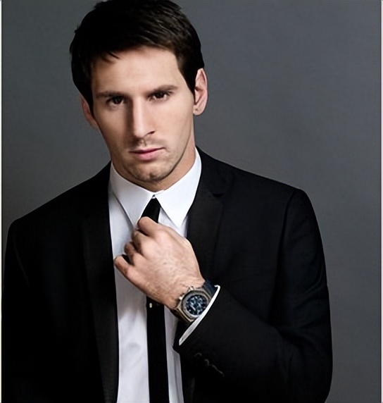 两大球王讨论梅西,两大球王聊梅西