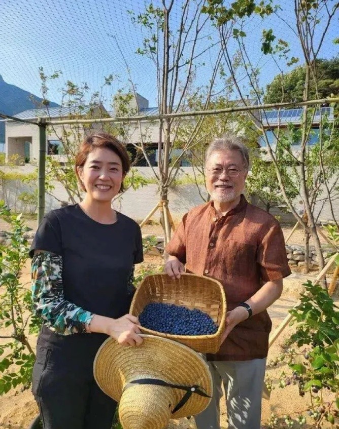 文在寅田园生活,文在寅是住在农村吗