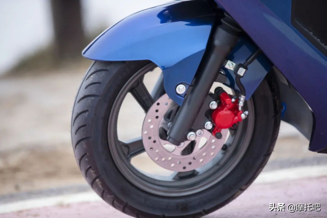 济南铃木ue125与旭鹰125,铃木ue125驾驶感受