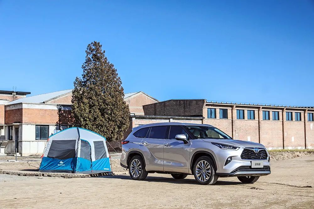 小汉兰达四驱混动版,广汽丰田汉兰达双擎豪华版