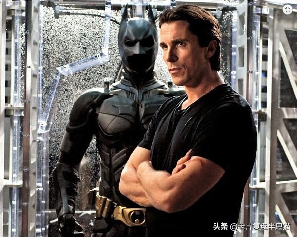 钢铁侠和蝙蝠侠后期谁更强,钢铁侠为什么注定打不过蝙蝠侠