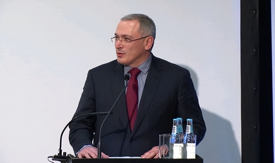 霍多尔科夫斯基事件,霍多尔科夫斯基对抗普京