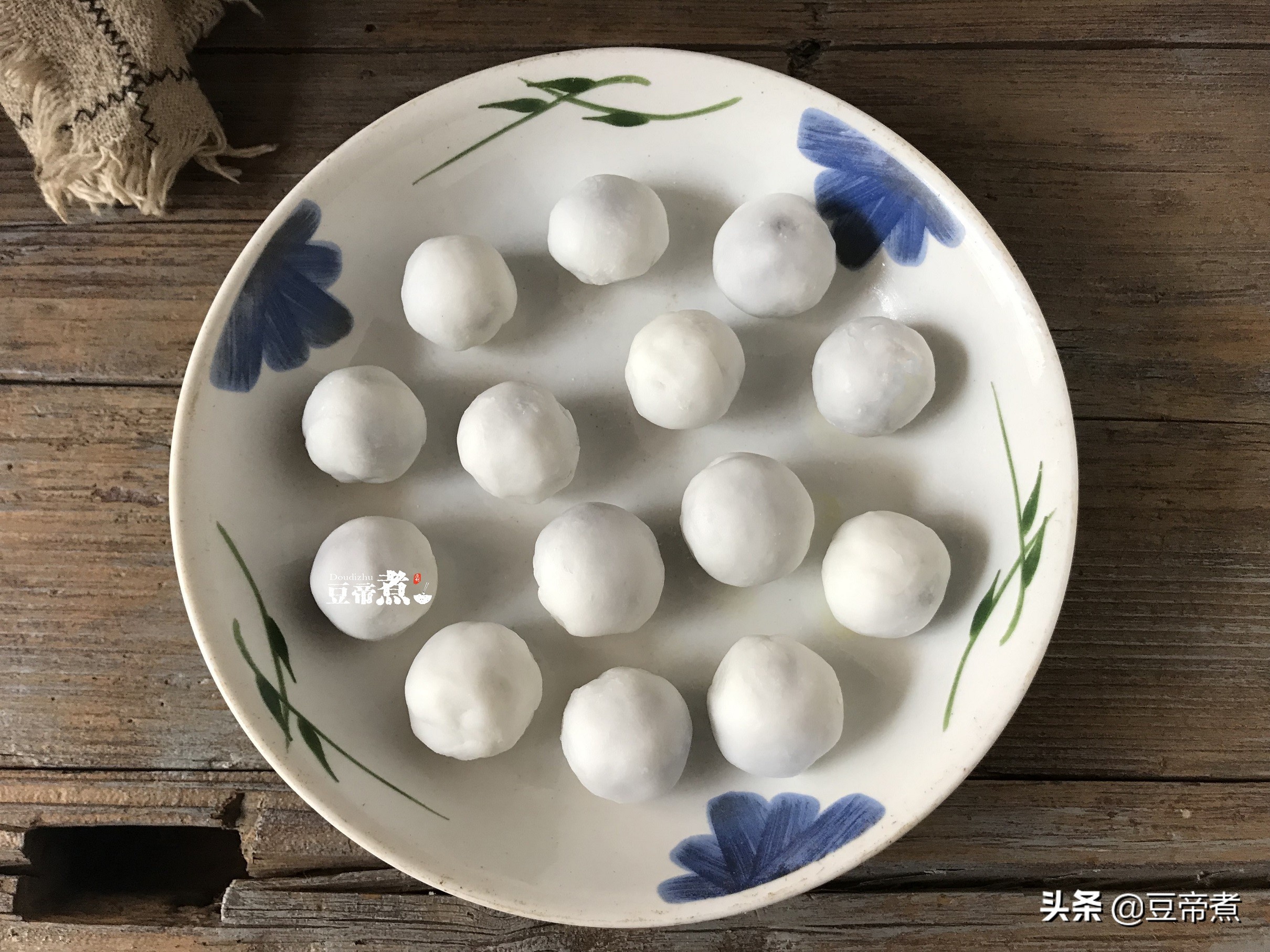 元宵节你吃的是元宵还是汤圆,不白吃元宵和汤圆有什么区别