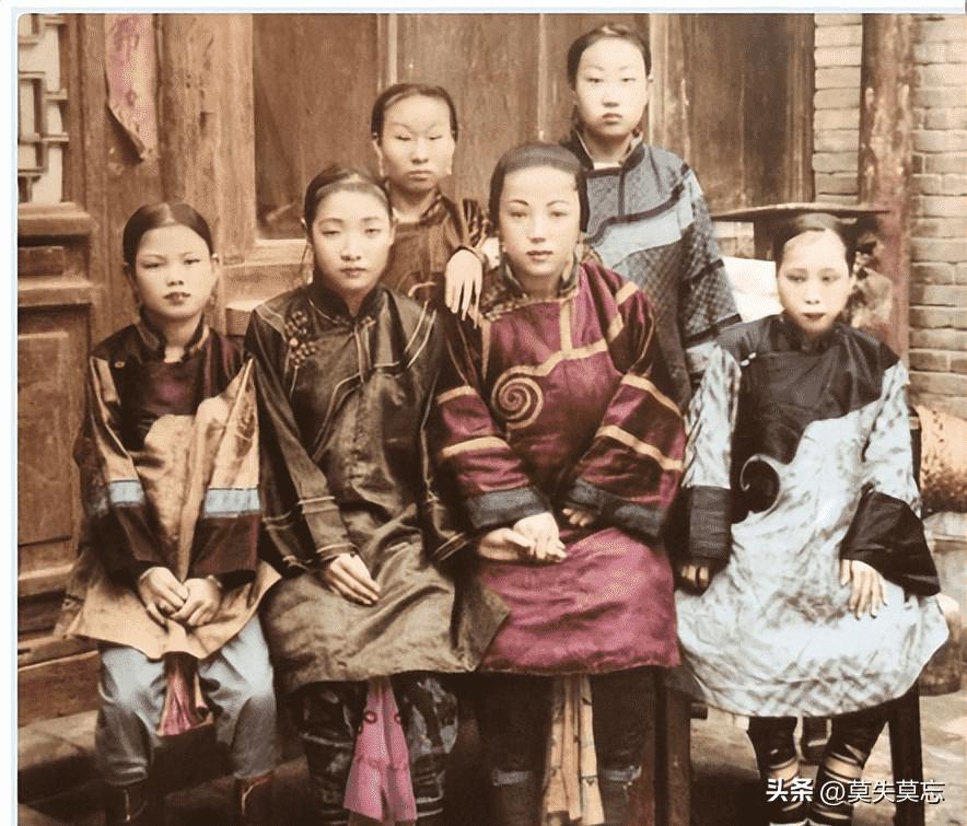 日军侵华兽行,日军当着国军的面杀俘虏