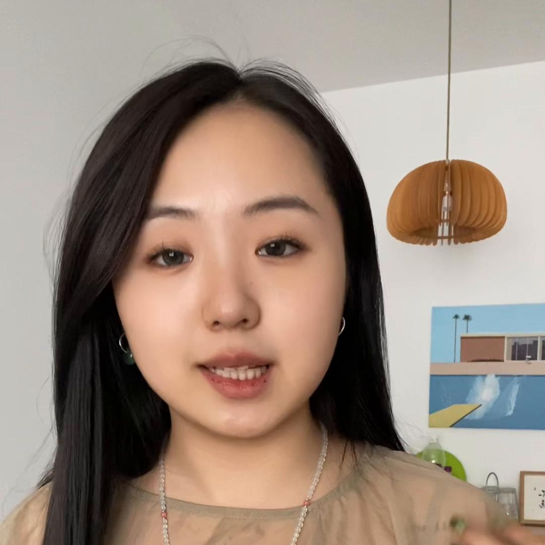 反正通过这一桶操作，我是彻底治好了我爱乱买衣服的臭毛病...