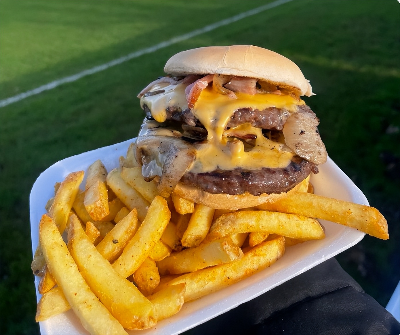 赶在英超大结局之前,看看哪个球场的餐食最好