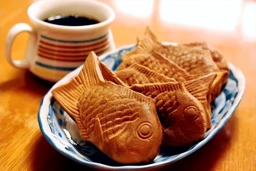 在日本，到底是什么小点心会做得这么精致又馋人呢？