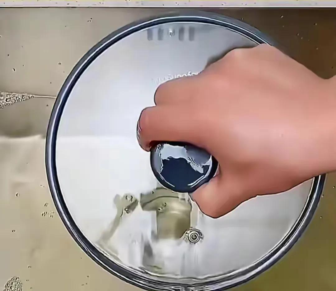 罐头打不开怎么才能轻松打开罐头,梅林罐头打不开小妙招