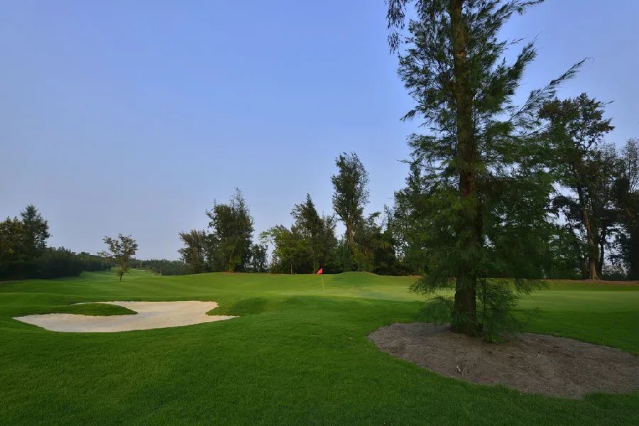 国内首创沙漠高尔夫,沙漠球场图片欣赏