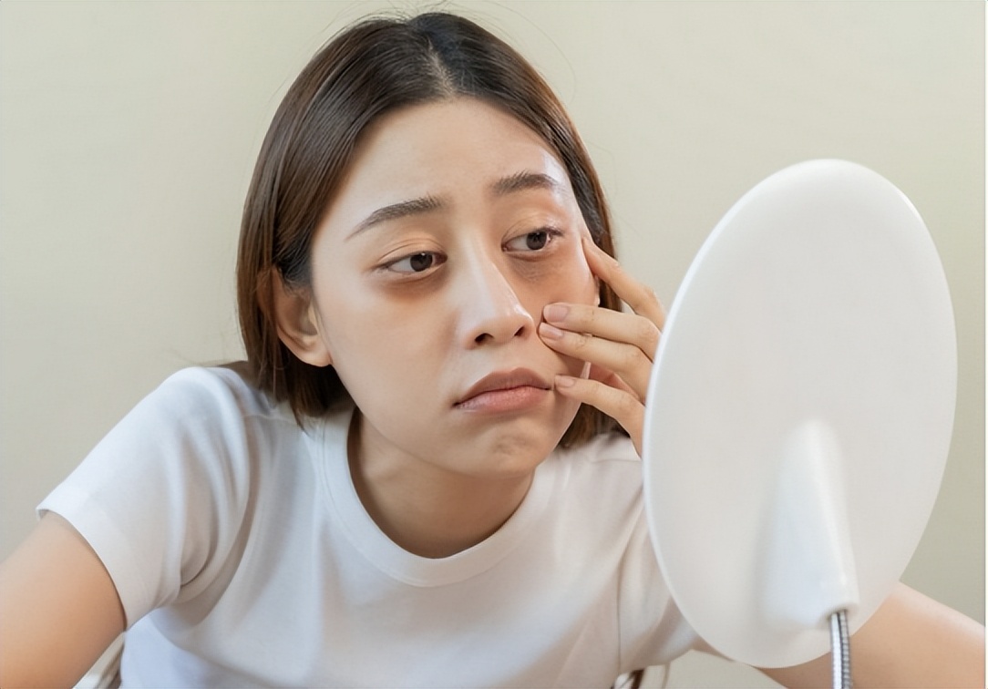 为什么一吃补品就上火,为什么一吃补药就舌苔黄厚不舒服