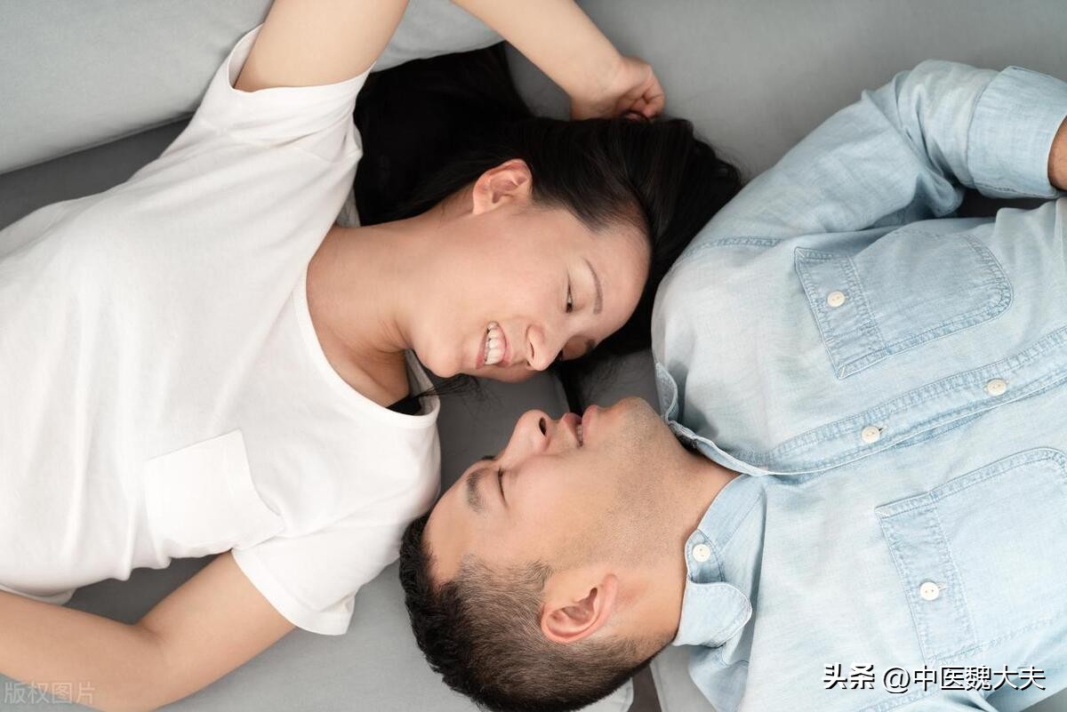 女性绝经后,还能有夫妻生活吗?别不好意思,了解后能收获好处