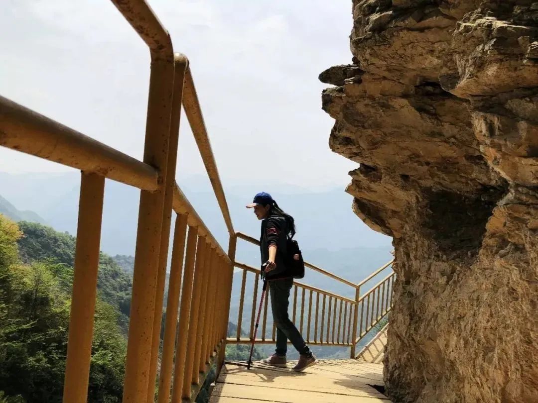 访山问道，哪吒传奇，成都周边必去的隐世仙山秘境