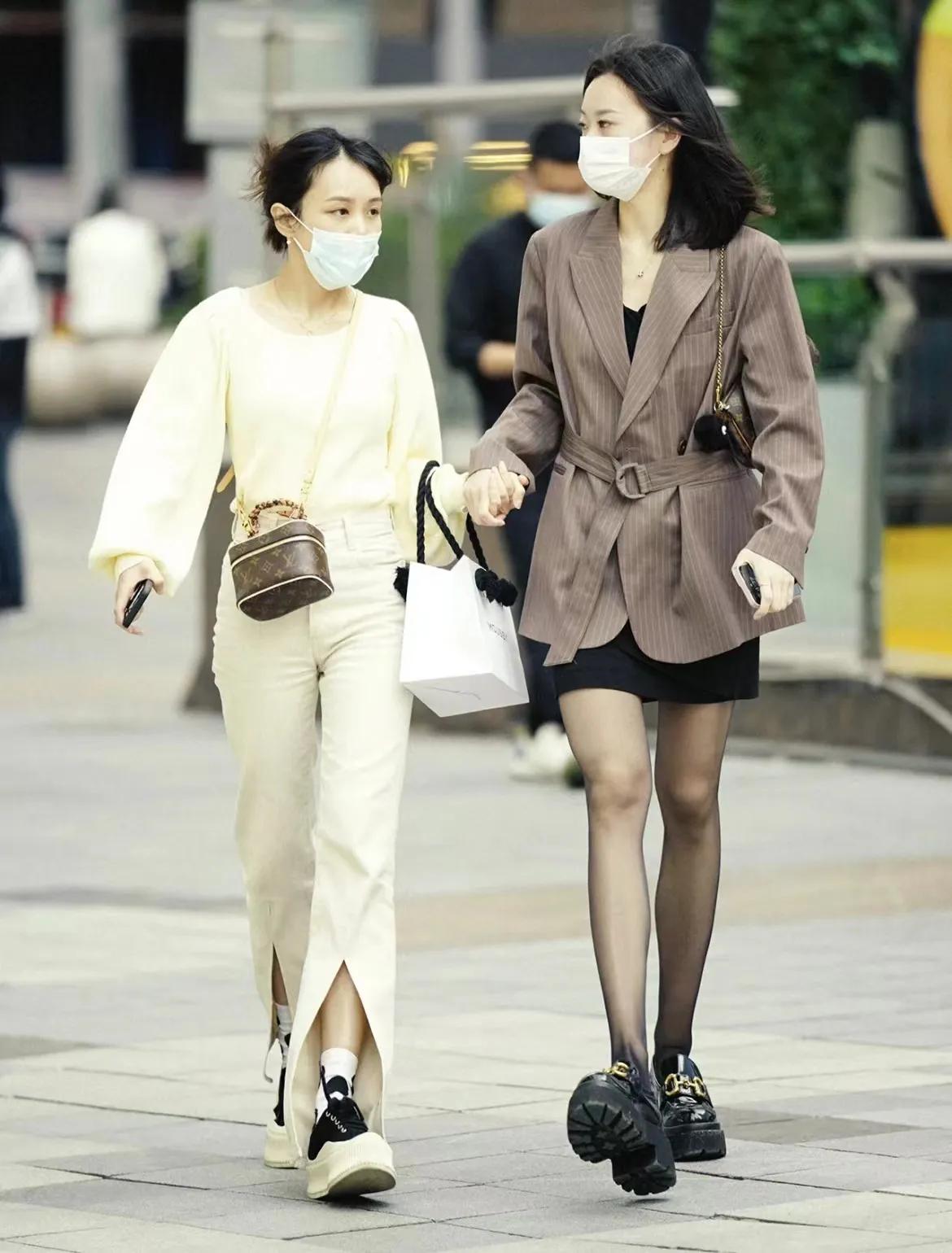 买包包lv和dior哪个好看 (买包包lv和dior哪个好)