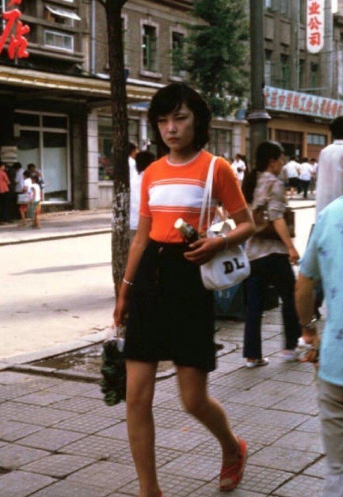 日军日记：*安妇慰**不服从管教，我很愤怒，用*刀刺**插入她的*体下**