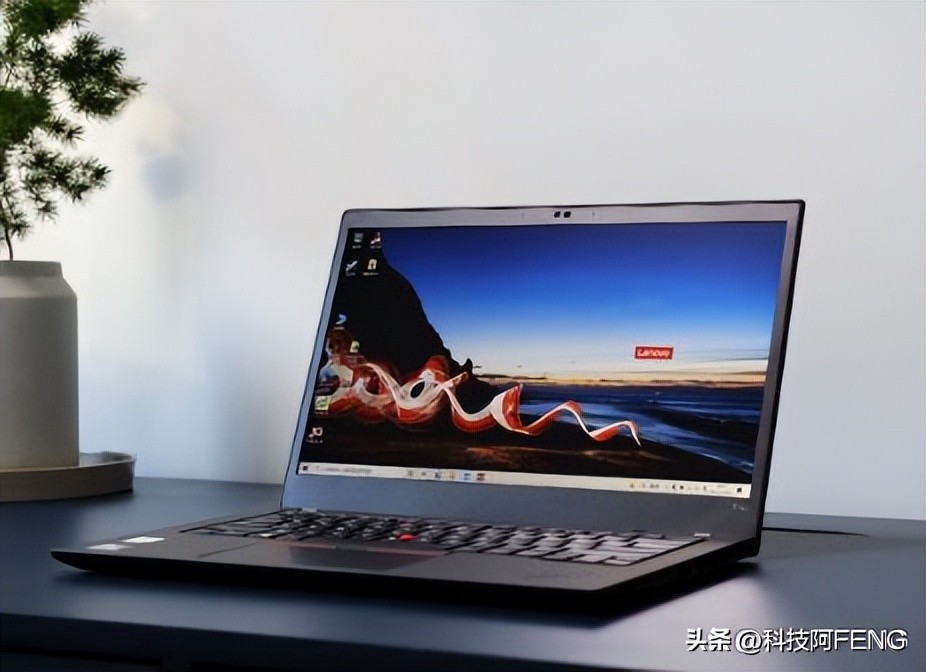 买哪个品牌笔记本电脑好,现在买笔记本电脑应该怎么选