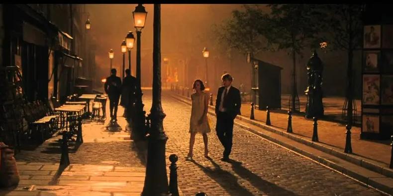 午夜巴黎浪漫和艺术的代表,午夜巴黎是穿越还是幻觉