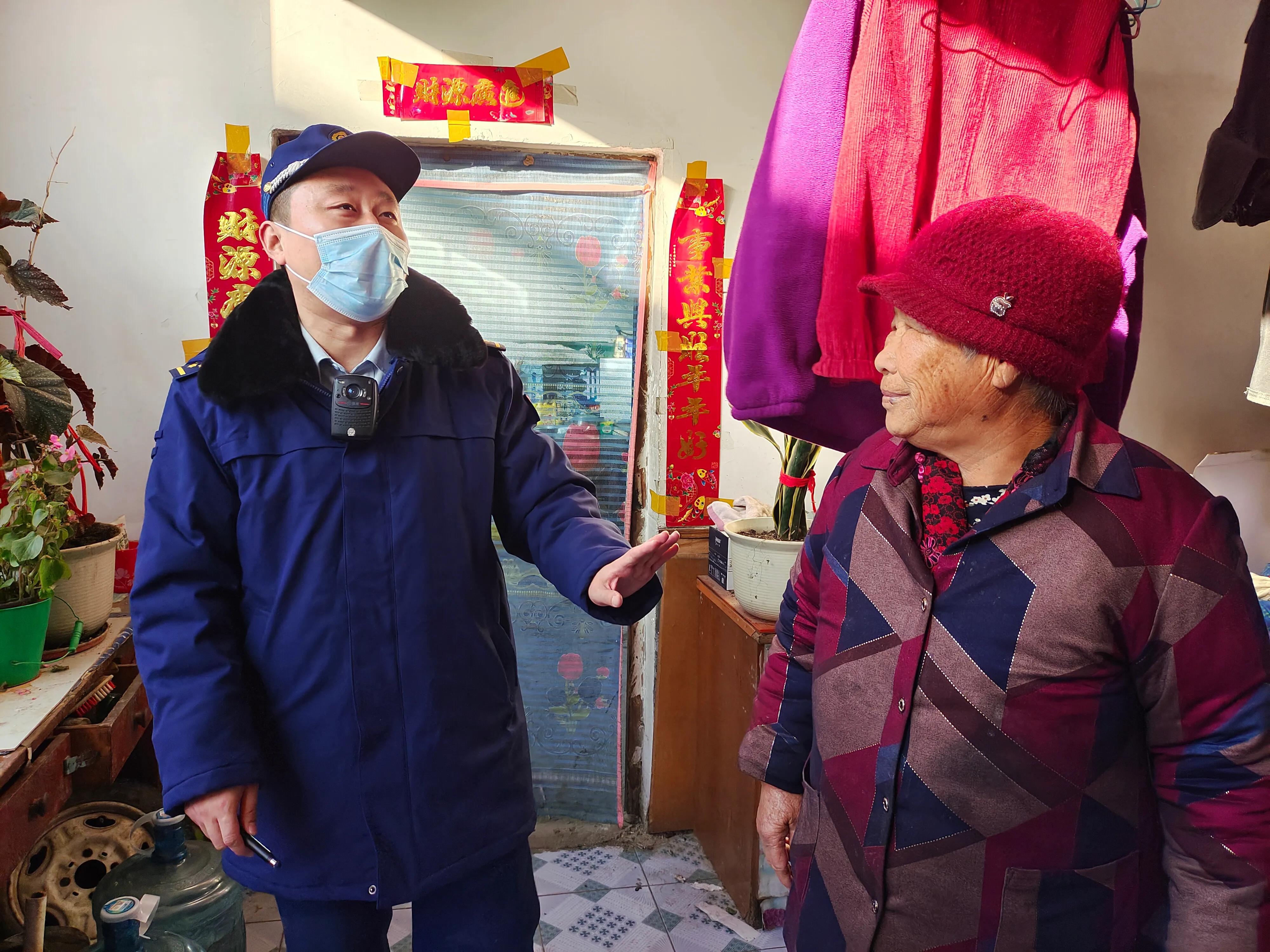 灭火总动员,消防大队进家庭消防安全宣传活动