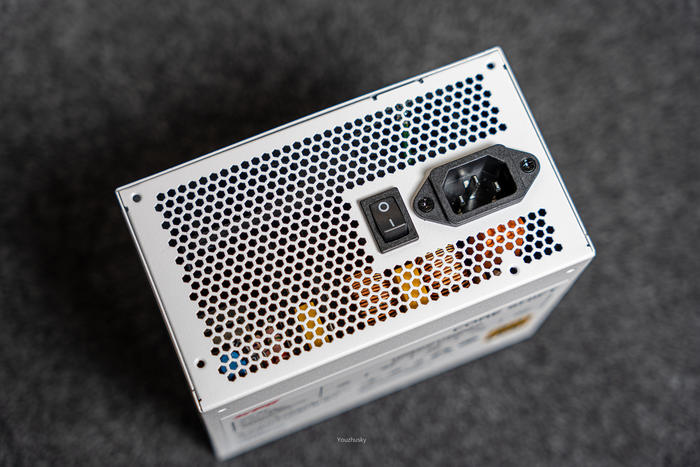 影驰rtx4070星耀显卡,影驰geforcertx30708g旗舰显卡