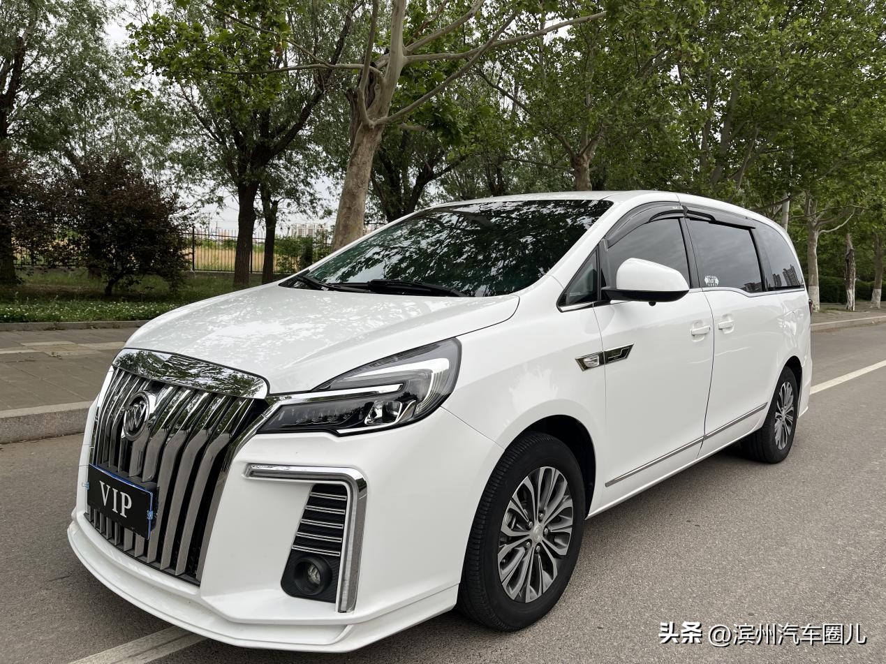 二手gl8陆尊值得买吗,二手别克gl8值得买吗