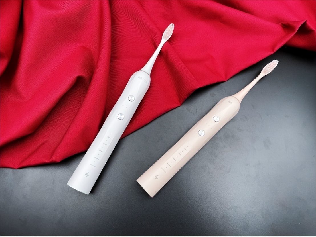 usmile电动牙刷和扉乐哪个好,飞利浦电动牙刷比usmile好在哪里