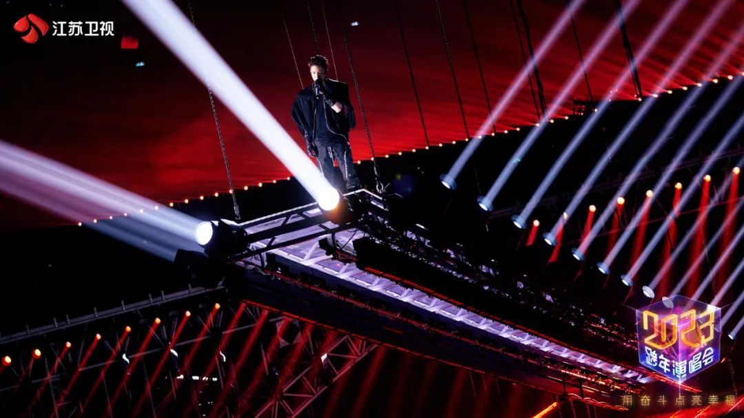 婕斿敱瀛ゅ媷鑰呭湪涓栫晫鏉幇鍦虹殑瑙嗛,瀛ゅ媷鑰呰蛋杩涗笘鐣屾澂