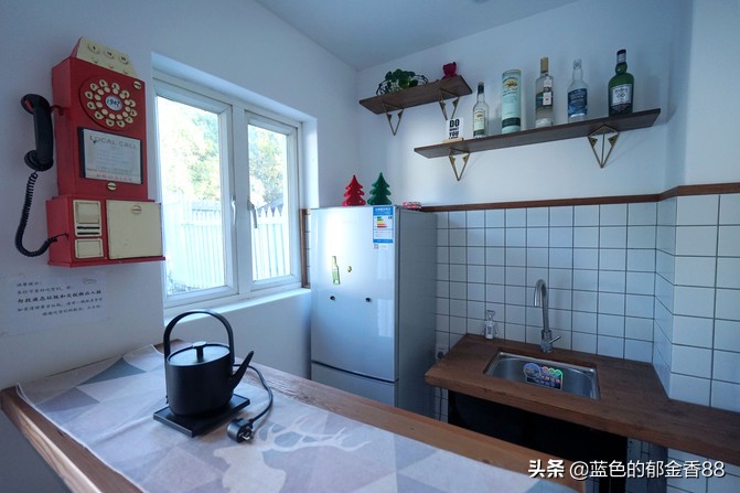 周末白相里的一张床、一群朋友、暴走于迪士尼乐园