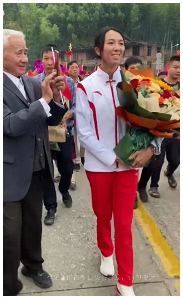 林雨薇福建尤溪哪个乡镇人,尤溪林雨薇回尤溪视频