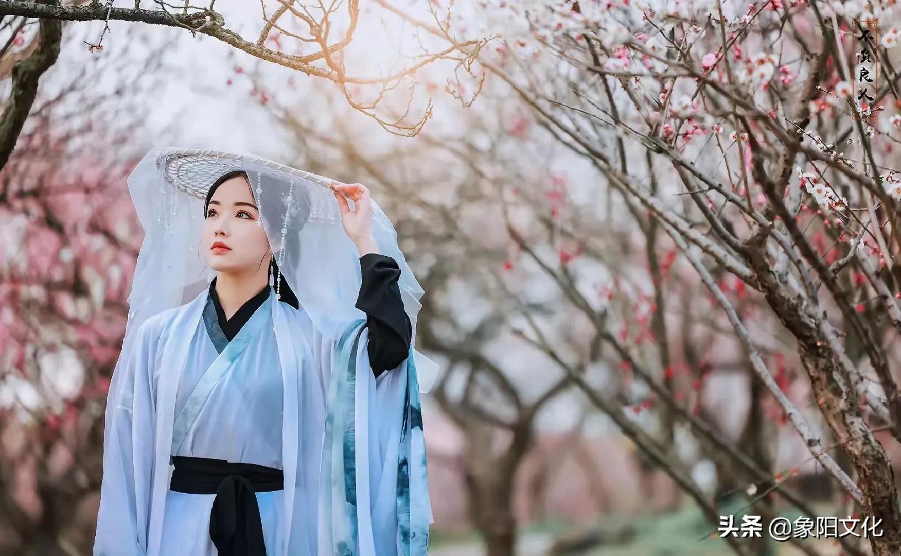 诗词/摄影鉴赏：《不负良人》《迎春花2022》《蓝海芳影》「249」