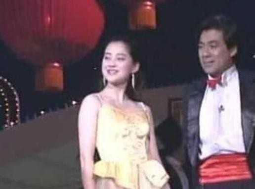 梅婷鄢颇离婚因为谁,梅婷和鄢颇度过了七年的婚姻生活