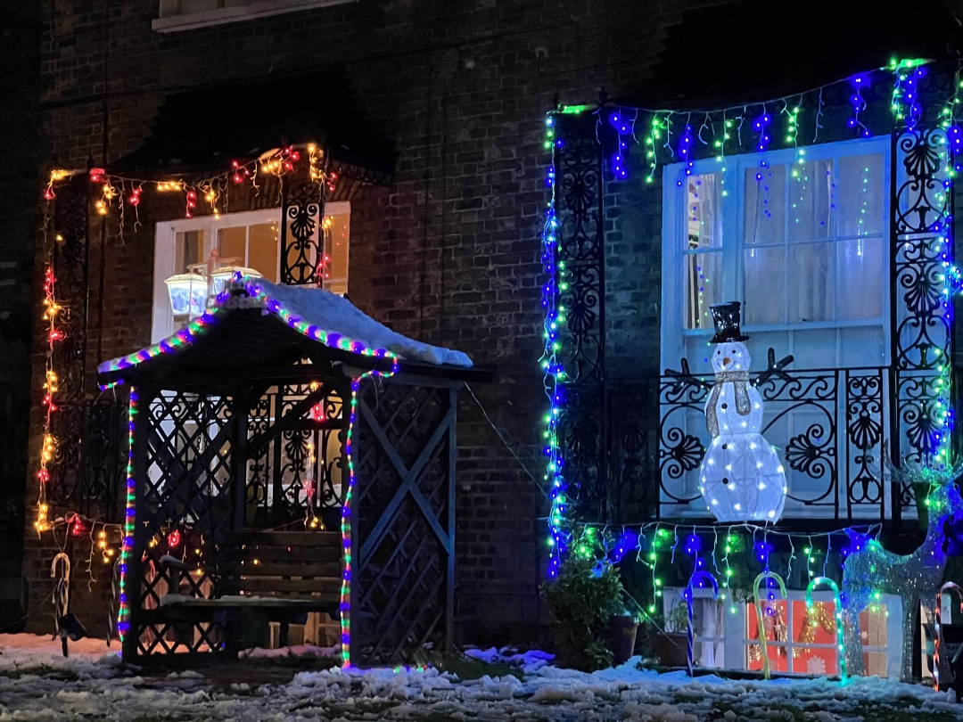 95后团子在英国：考研两战上岸，出国当教师志愿者，遭流浪汉打劫