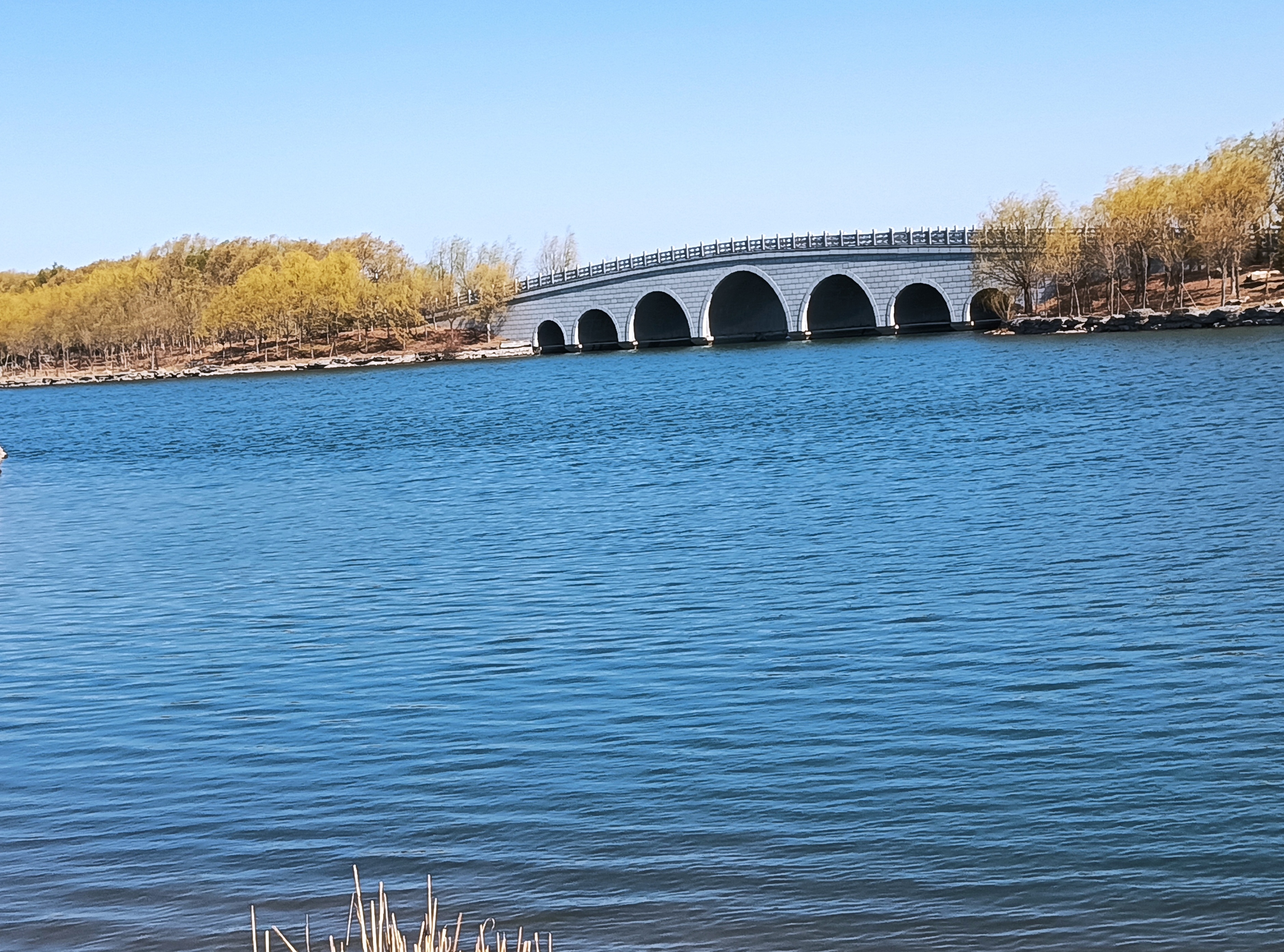 捡旧家具加工,在外面捡旧家具改造