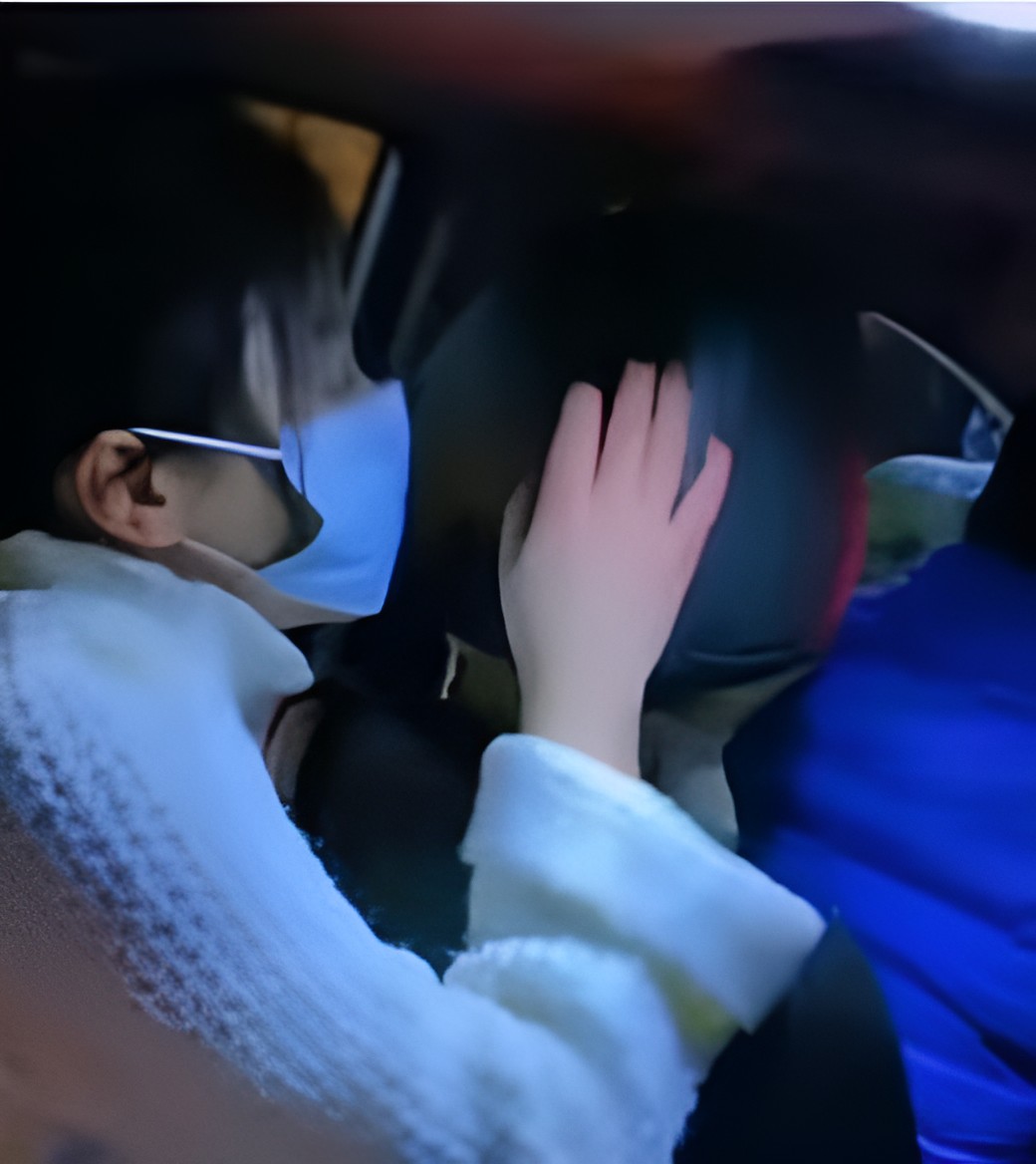 女生搭车问你相信爱情吗,女生问出租车司机相信爱情吗