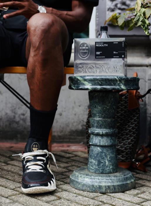 李宁新品！JB1代联名配色曝光，韦德幻影4被指抄袭，空袭9代崛起