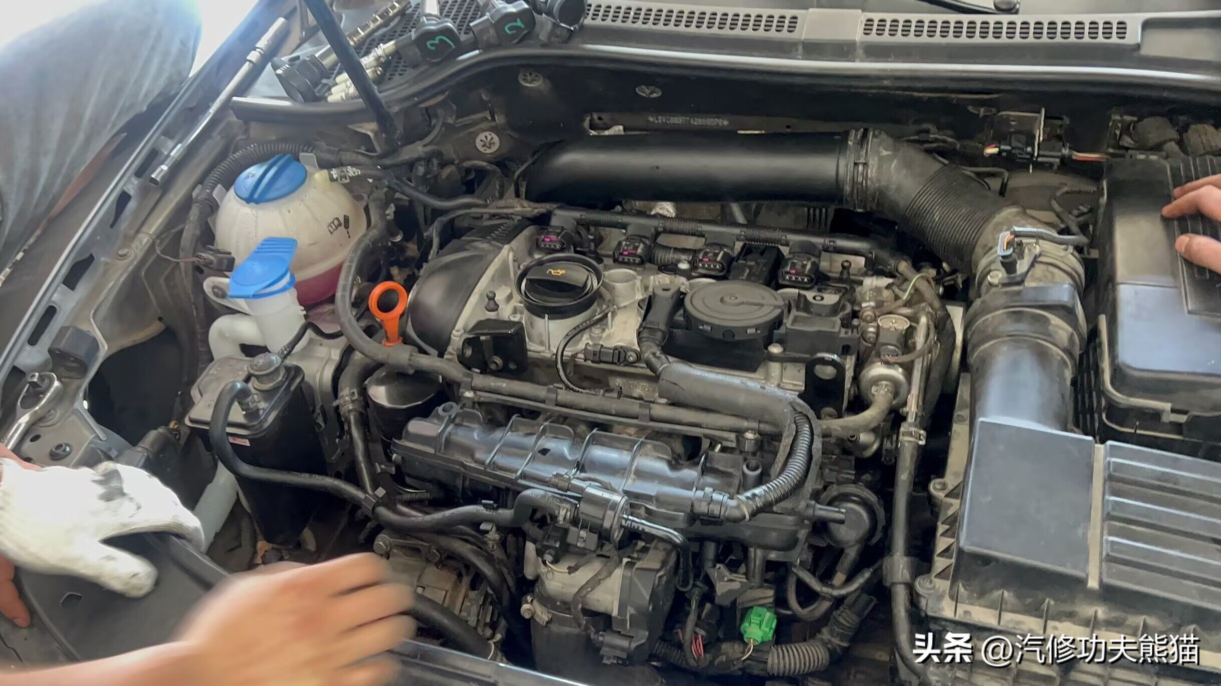 武汉小轿车烧机油处理办法,老款斯柯达烧机油解决方案