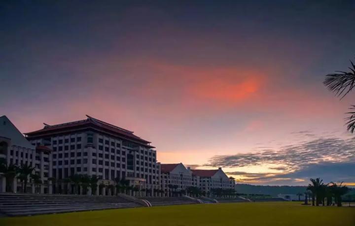 厦门大学马来西亚分校值得报吗,厦门大学马来西亚分校花钱能去吗