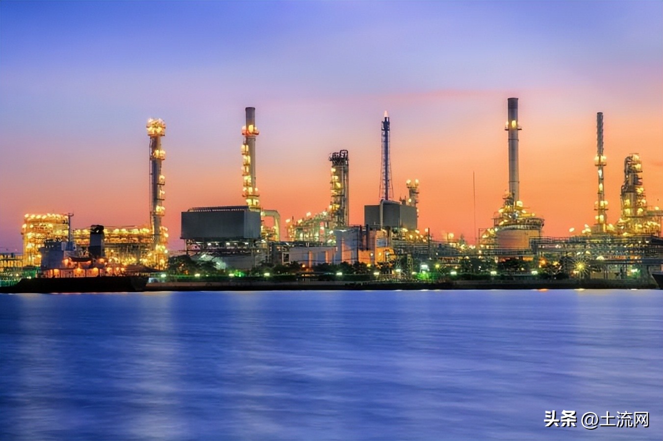 沙特属于哪个国家的地方,沙特和迪拜属于一个国家吗