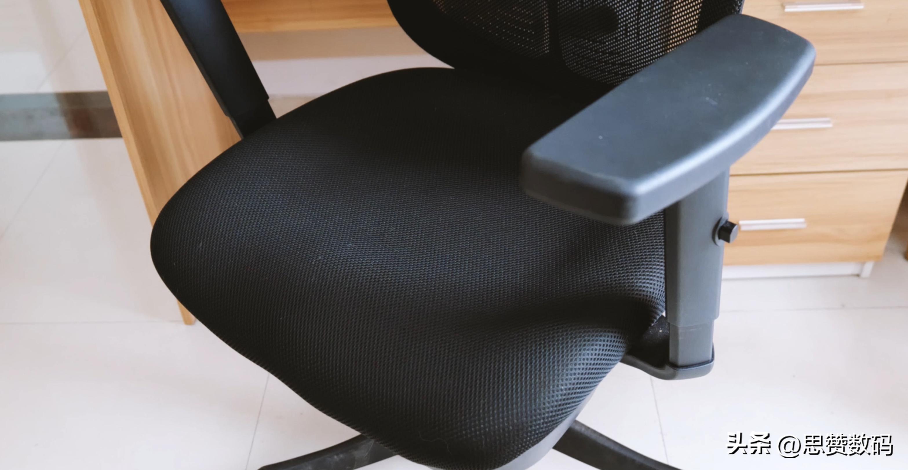 西昊电脑椅m18与m56,歌德利g18六代和西昊m56怎么选